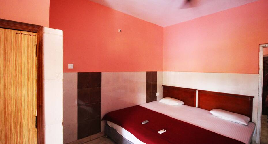 Susagado Guest House, Goa 4